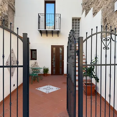 Cortile Cipriani *